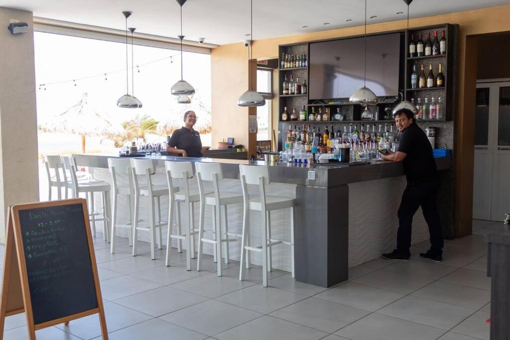 New! Cozy 1 Bedroom Condo- Gold Coast, Noord Aruba Palm Beach Dış mekan fotoğraf