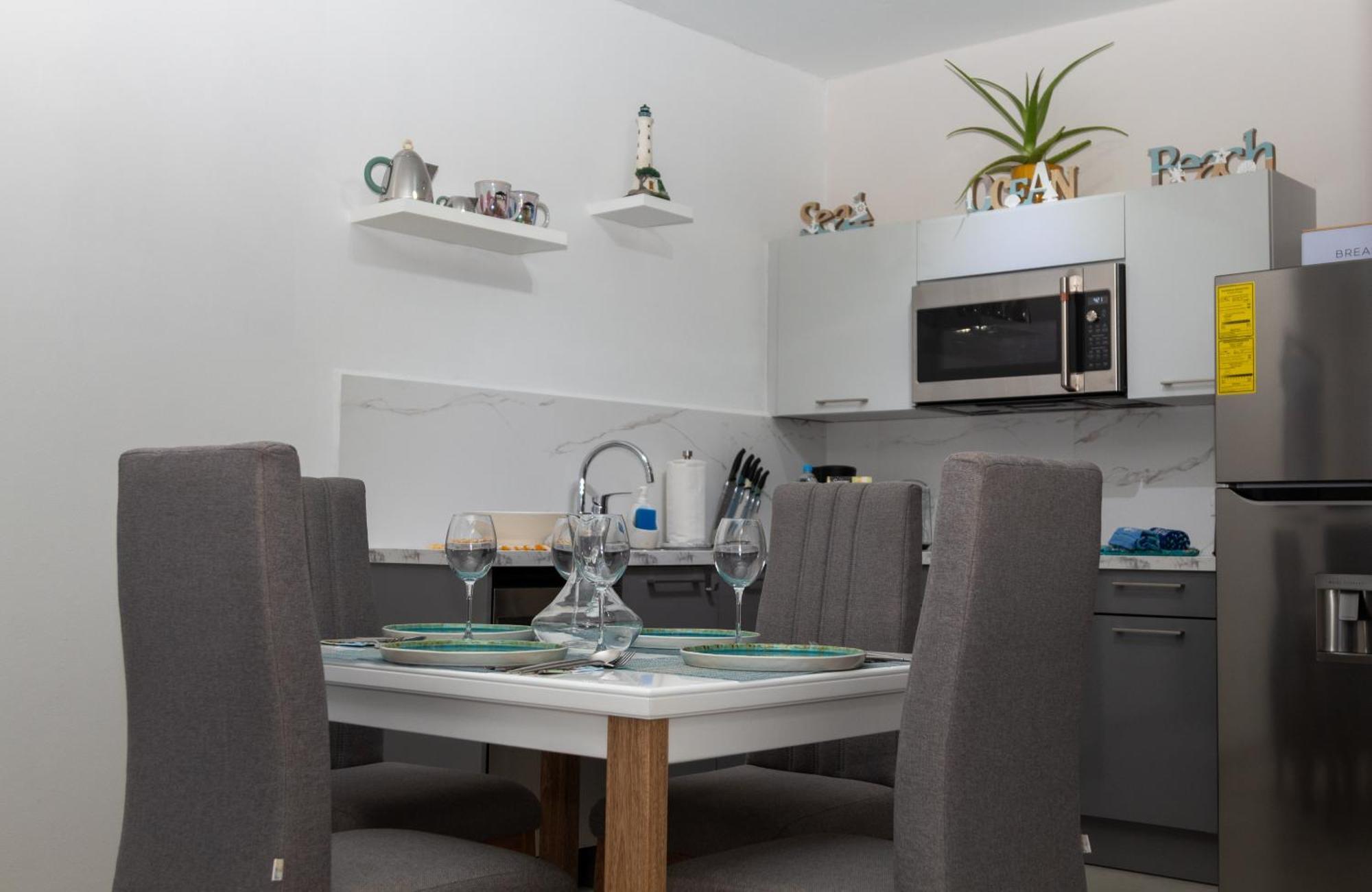 New! Cozy 1 Bedroom Condo- Gold Coast, Noord Aruba Palm Beach Dış mekan fotoğraf